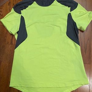 Lululemon Men’s t shirt